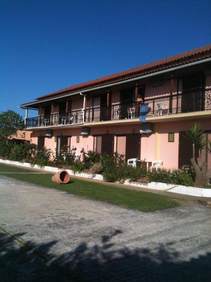 Lord Complex Aparthotel Agios Georgios  ภายนอก รูปภาพ