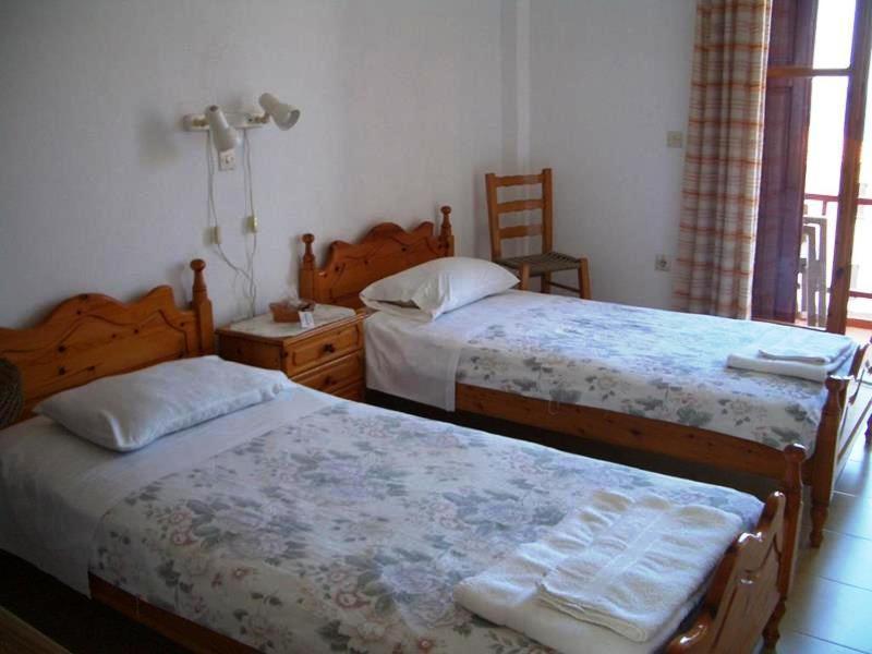 Lord Complex Aparthotel Agios Georgios  ภายนอก รูปภาพ