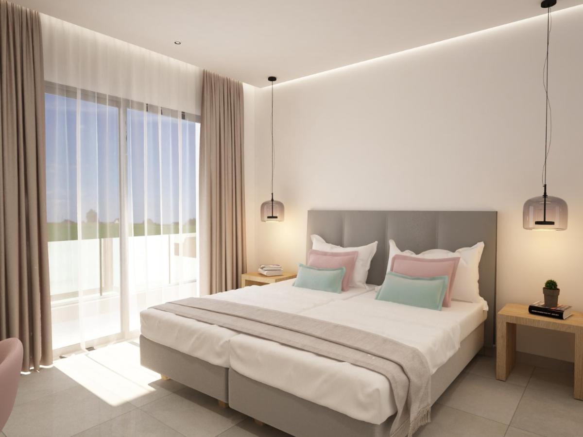 Lord Complex Aparthotel Agios Georgios  ภายนอก รูปภาพ