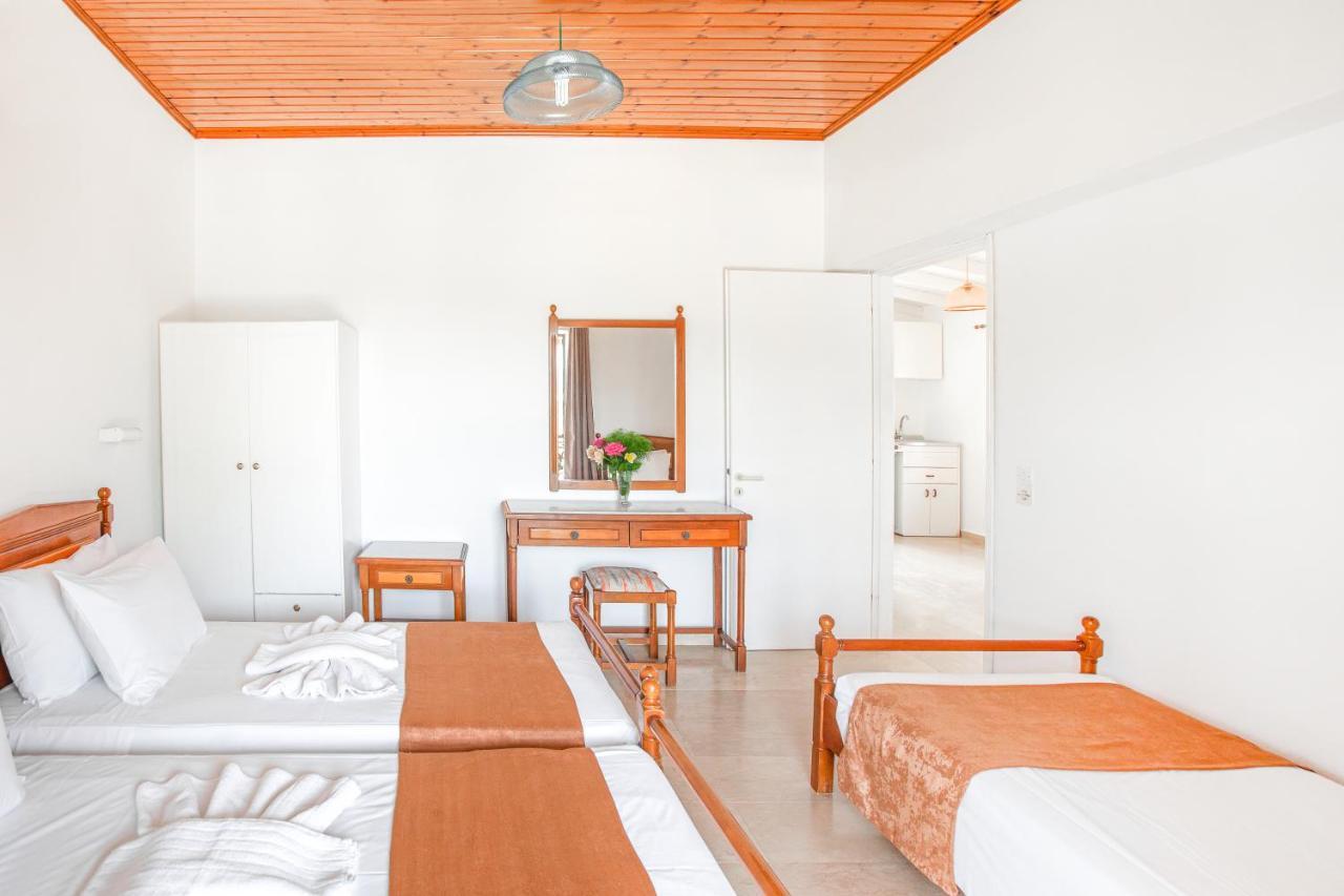 Lord Complex Aparthotel Agios Georgios  ภายนอก รูปภาพ