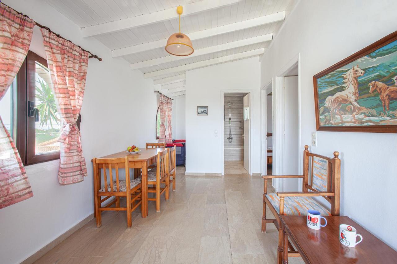 Lord Complex Aparthotel Agios Georgios  ภายนอก รูปภาพ