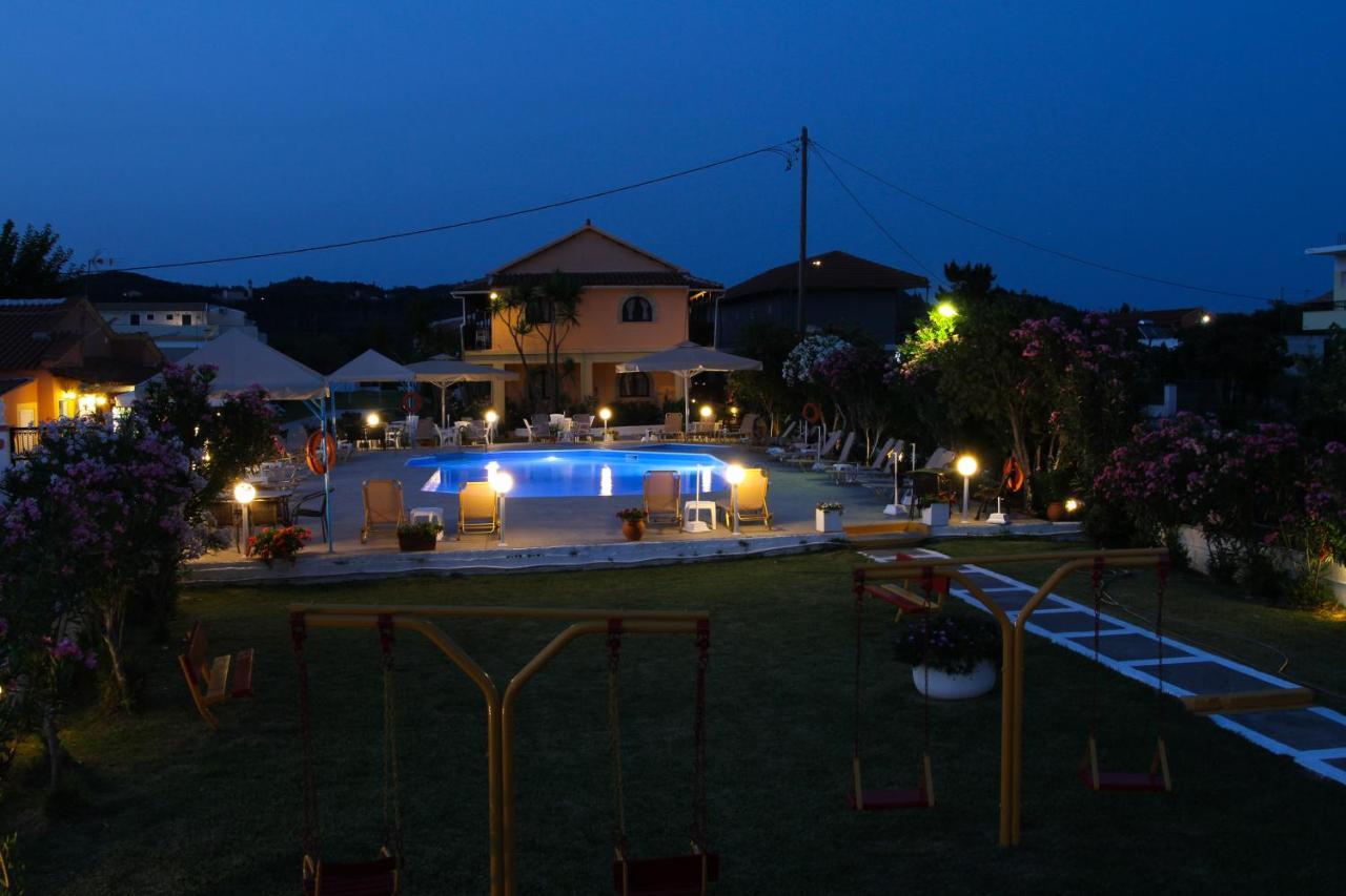 Lord Complex Aparthotel Agios Georgios  ภายนอก รูปภาพ