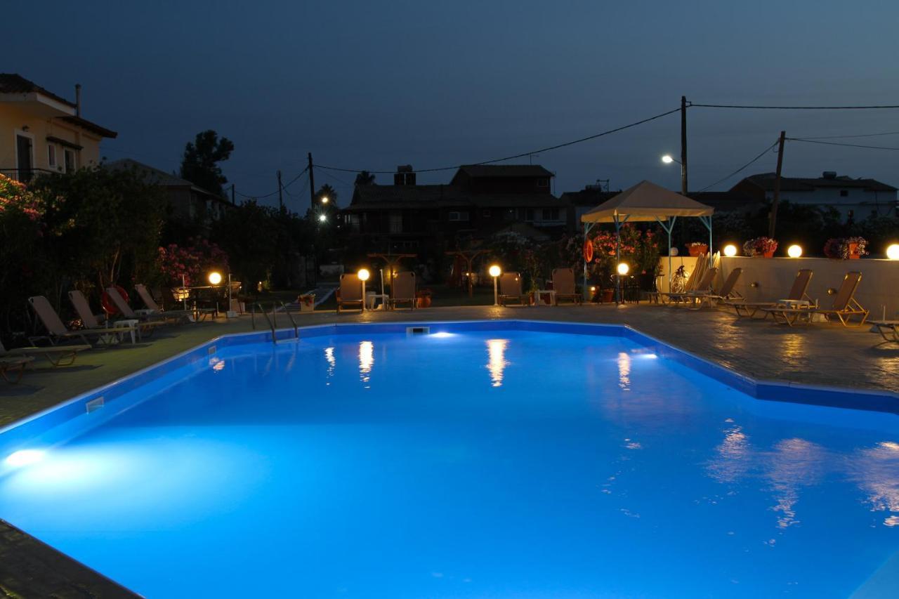 Lord Complex Aparthotel Agios Georgios  ภายนอก รูปภาพ