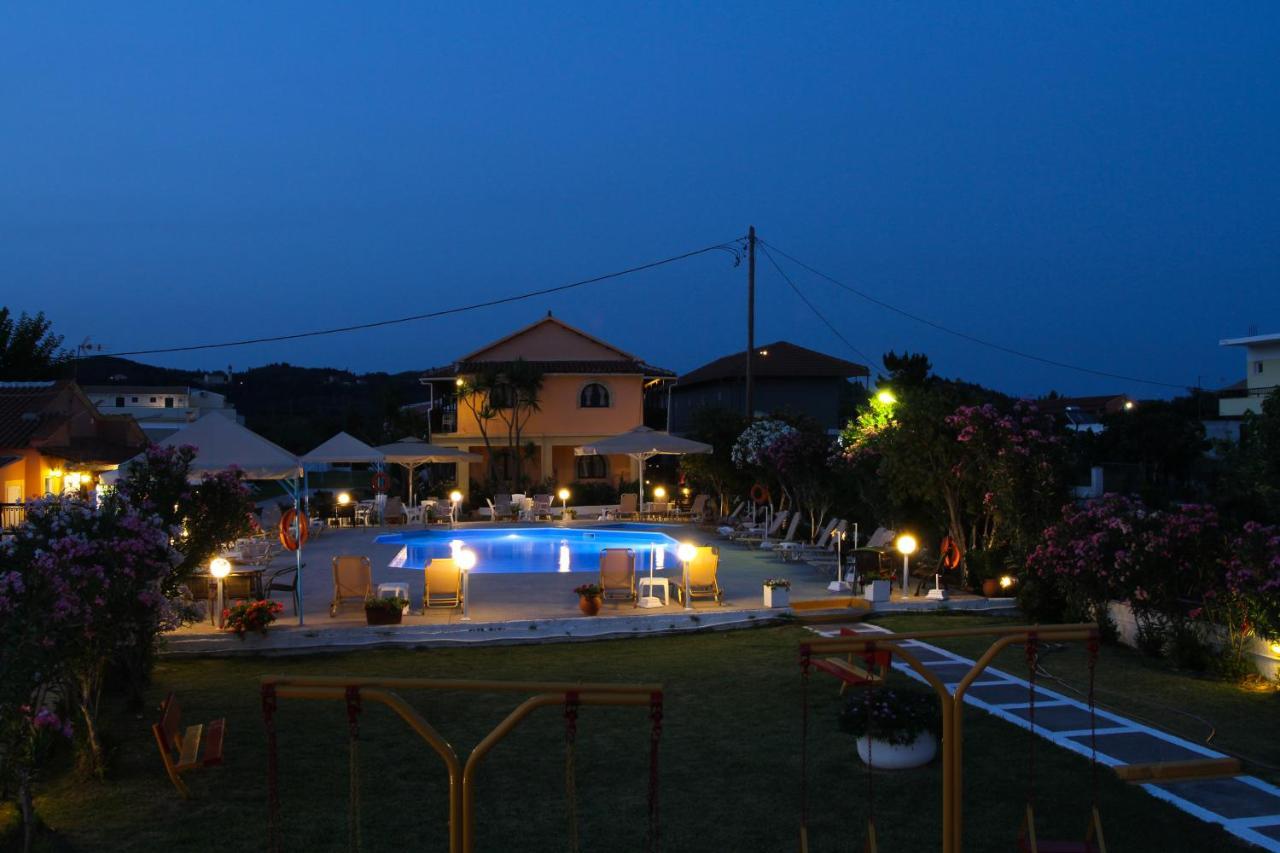 Lord Complex Aparthotel Agios Georgios  ภายนอก รูปภาพ